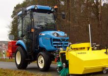 Allrad-Traktoren LS J27 HST
