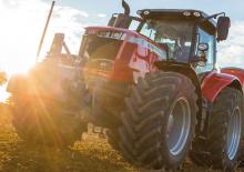 Allrad-Traktoren Massey Ferguson MF 7720 S
