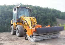 Anbau-Kehrmaschinen Bema 3 Robust 2050