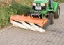 Anbau-Kehrmaschinen Tuchel Simplex