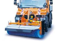 Anbau-Kehrmaschinen Schmidt VKS 4