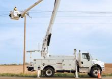 Anhänger-Gelenkarbeitsbühnen Altec AA55+