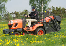 Aufsitzrasenmäher, Rasen- und Gartentraktoren Kubota G26 LD 