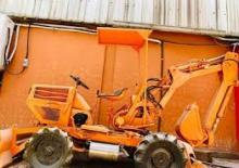 Baggerlader Komatsu WB 04