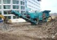 Bauschutt-Recyclinganlagen Powerscreen Premiertrak 400 S