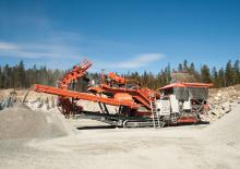 Bauschutt-Recyclinganlagen Sandvik UH 450 E