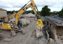 Beton-Abbruchzangen Epiroc CB 4500