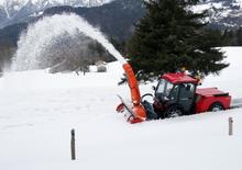 Kommunale Mehrzweckfahrzeuge Diesel Multihog MXC 100