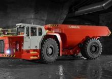 Dumper Sandvik TH551i