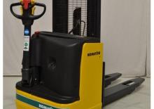 E.-Geh-Hochhubwagen Komatsu MWS12-1R