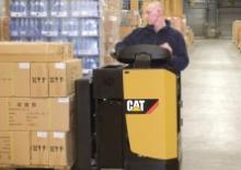 E.-Sitz-Niederhubwagen Caterpillar NPS20N