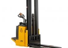 E.-Stand-Hochhubwagen OM CTX 16