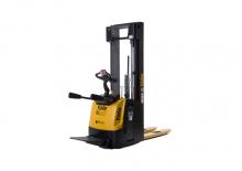 E.-Stand-Hochhubwagen Yale MS 16 X