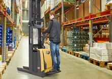 E.-Stand-Hochhubwagen Caterpillar NSV16P(S)