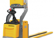 E.-Stand-Niederhubagen Jungheinrich ERE 225a 
