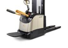 E.-Stand-Hochhubwagen Crown ET 4000-1.2 TL