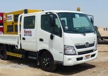 Fahrgestell Hino 300 714 LWB Crew Cab 4x2