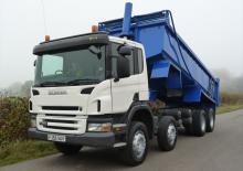 Fahrgestell Scania P 380 8x4
