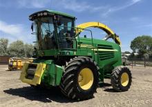 Feldhäcksler 2-WD John Deere 7800