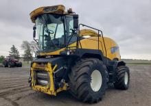 Feldhäcksler 4-WD New Holland FR 9090