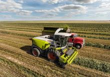 Feldhäcksler 4-WD Claas Jaguar 870