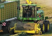 Feldhäcksler 2-WD John Deere 7550