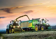 Feldhäcksler 2-WD John Deere 8800