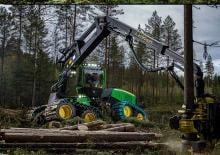 Forst-Vollernter John Deere 1070 G