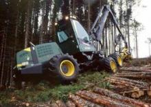 Forst-Vollernter Timberjack 1070