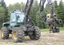 Forst-Vollernter Timberjack 870