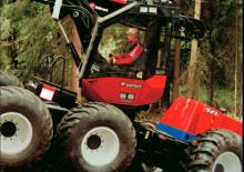 Forst-Vollernter Valmet 921 C