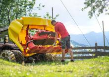 Frontmähwerke Scheiben o. Aufbereiter Pöttinger NovaCat F 2700 Alpin