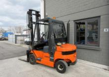 Frontstapler Diesel Lugli 305.4
