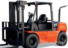 Frontstapler Diesel Doosan D 70 S 5 (3G)