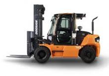 Frontstapler Diesel Doosan D70S-9