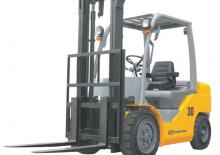 Frontstapler Diesel OM DVX30 KAT