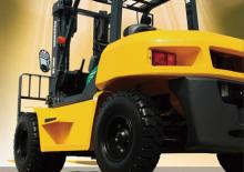 Frontstapler Diesel Komatsu FD 60 T 8