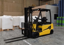 Frontstapler Elektro Hyundai 16B-9F