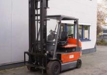 Frontstapler Elektro Toyota 6 FB 20