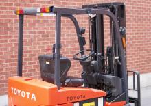 Frontstapler Elektro Toyota 7FBEU20