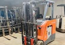 Frontstapler Elektro Toyota 8BNCU15