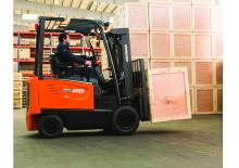 Frontstapler Elektro Doosan B30S-7