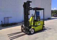 Frontstapler Elektro Clark EM 15 SL