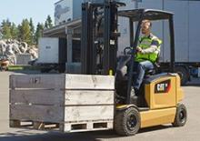 Frontstapler Elektro Caterpillar EP18ACN