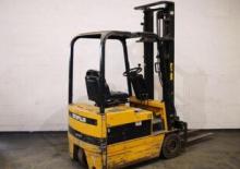 Frontstapler Elektro Caterpillar F 30