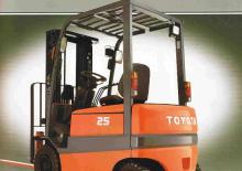 Frontstapler Elektro Toyota FBMF 25