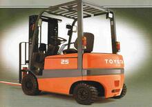Frontstapler Elektro Toyota FBMF 30