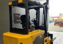 Frontstapler Elektro Caterpillar M 120 D