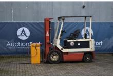 Frontstapler Elektro Nissan QP 02 L 20 CU