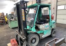 Frontstapler Treibgas Mitsubishi FG 30 T